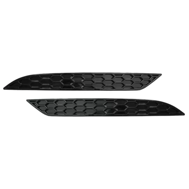 Honeycomb Rear Bumper Reflector Cover suitable for VW Golf 7.5 (2017-2019)