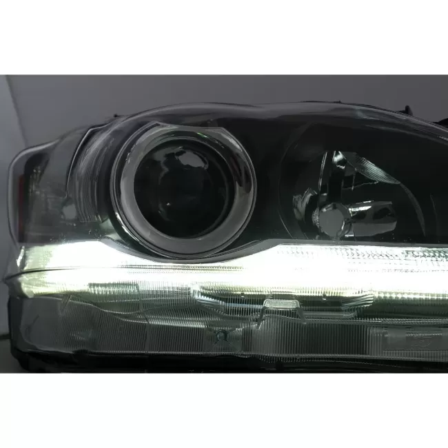 Halogen Headlights suitable for Lexus CT ZWA10 (2010-2016) Black